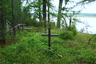 Вид на долину Мезени с коренного берега