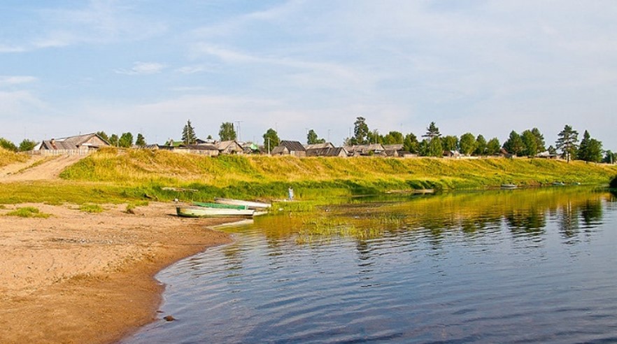 Зарастание прибрежной части реки Кубены