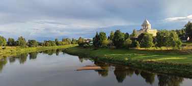 Луговая терраса на левом берегу реки Мсты