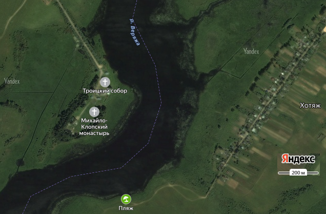 Пойменные луга в долине Веряжи вокруг Михайло-Клопского монастыря